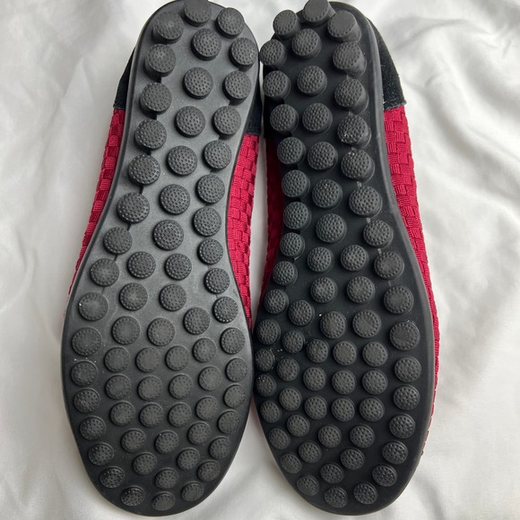 bernie Mev. Slip On Shoes, Size 8 to 8.5 - Picture 4 of 12